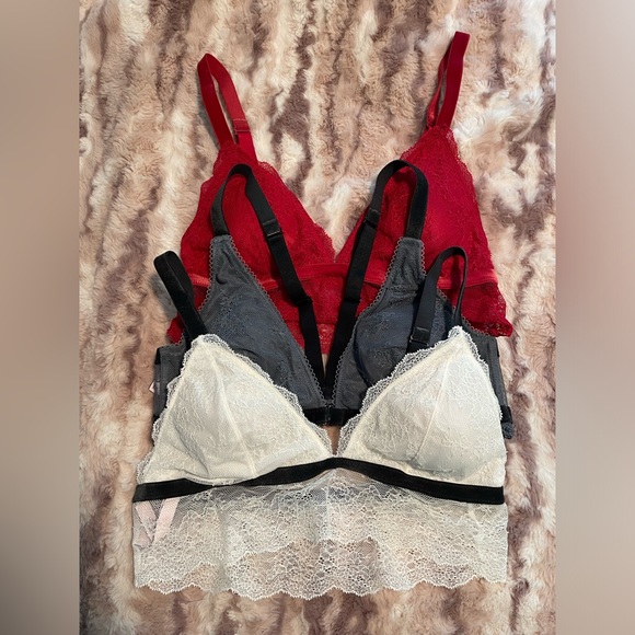 Victoria secret bralette 3 pack - Picture 1 of 9
